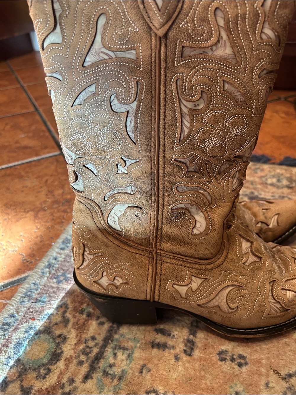 Laredo Women's Tan Embroidered Cutout Western Boots - Picture 3 of 13